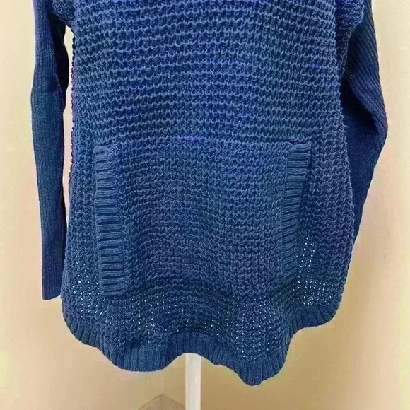 Toro Vince Camuto Royal Blue Sweater with Front Pocket - Picture 8 of 9